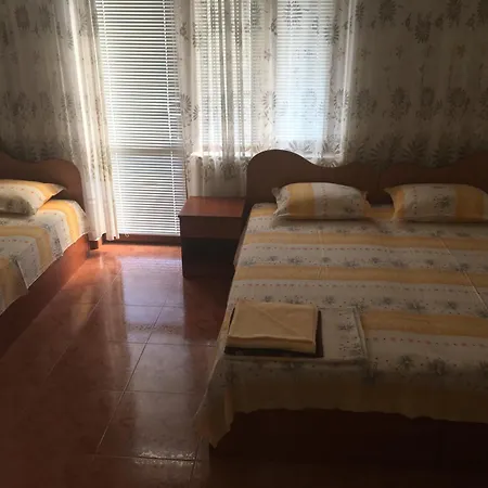 招待所 кадиеви